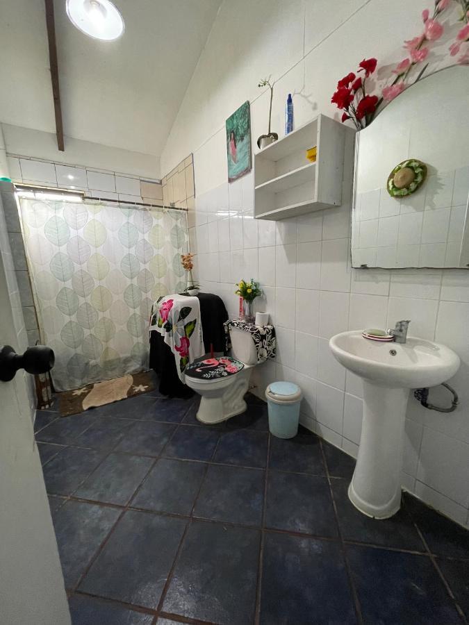 Hostel Pua Vaenga Hanga Roa Zewnętrze zdjęcie