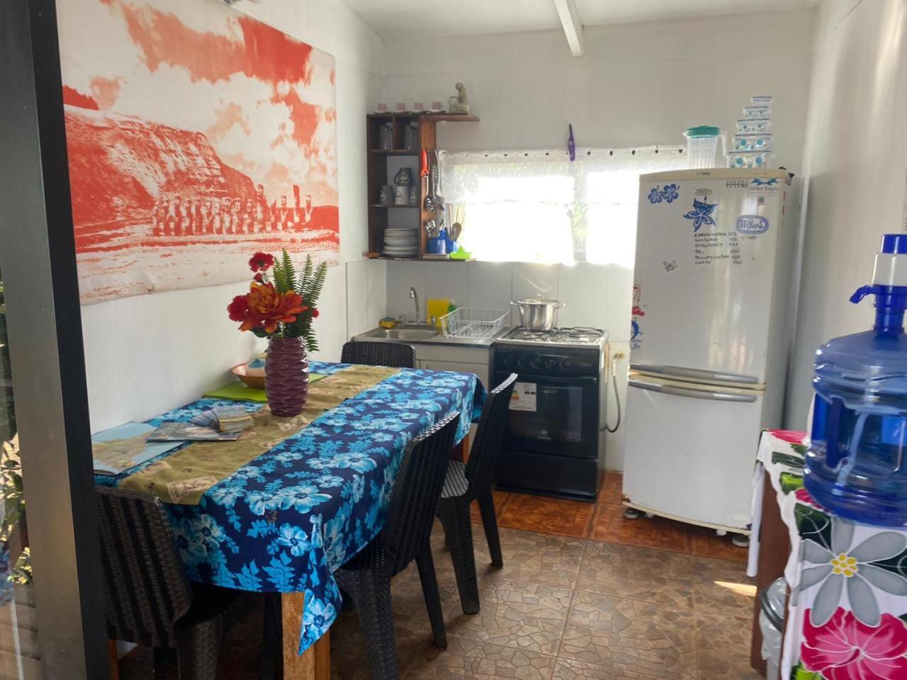 Hostel Pua Vaenga Hanga Roa Zewnętrze zdjęcie