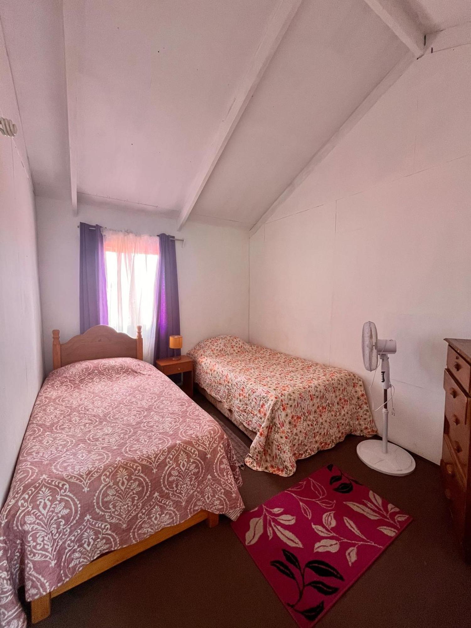 Hostel Pua Vaenga Hanga Roa Zewnętrze zdjęcie