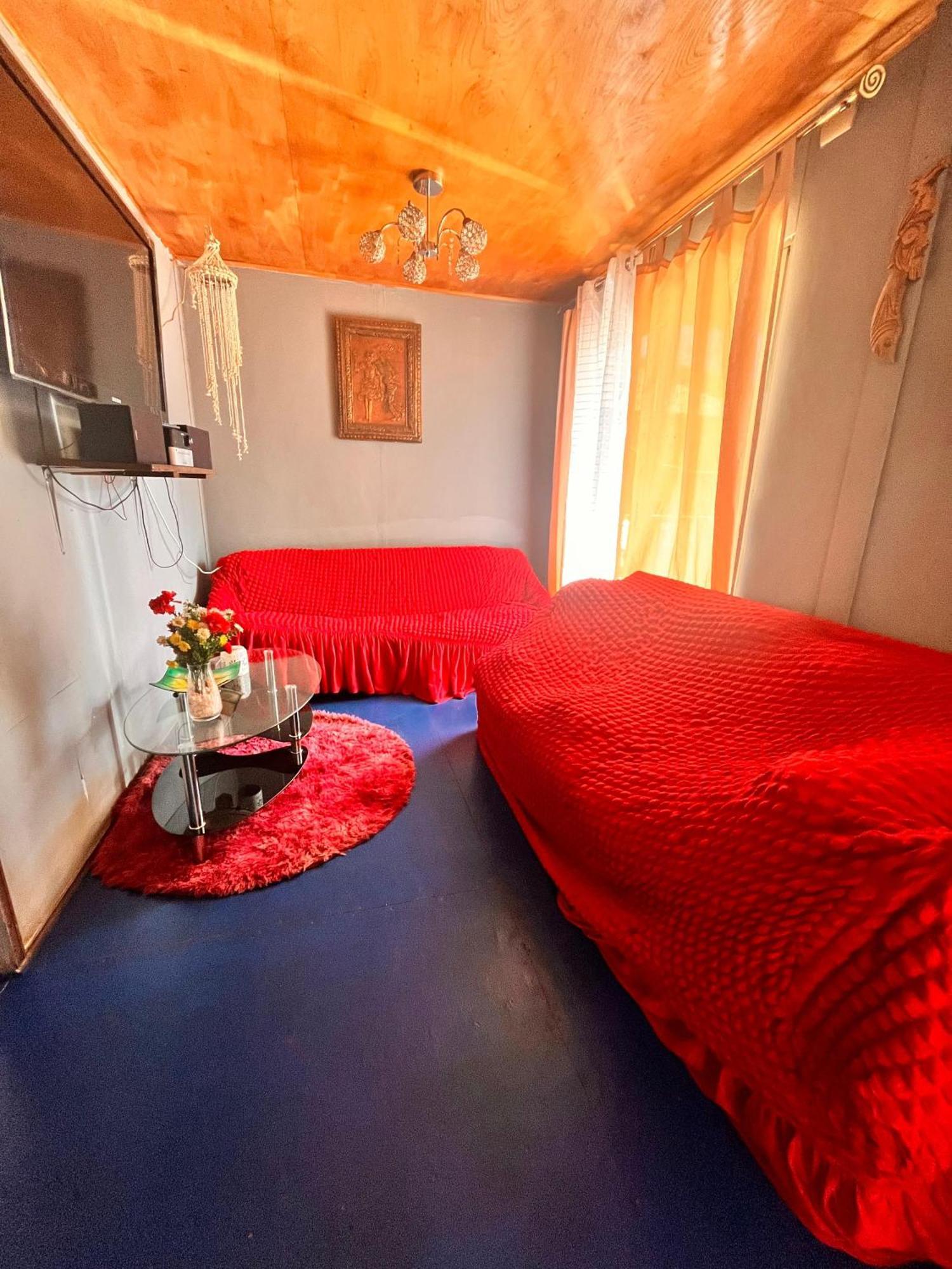 Hostel Pua Vaenga Hanga Roa Zewnętrze zdjęcie